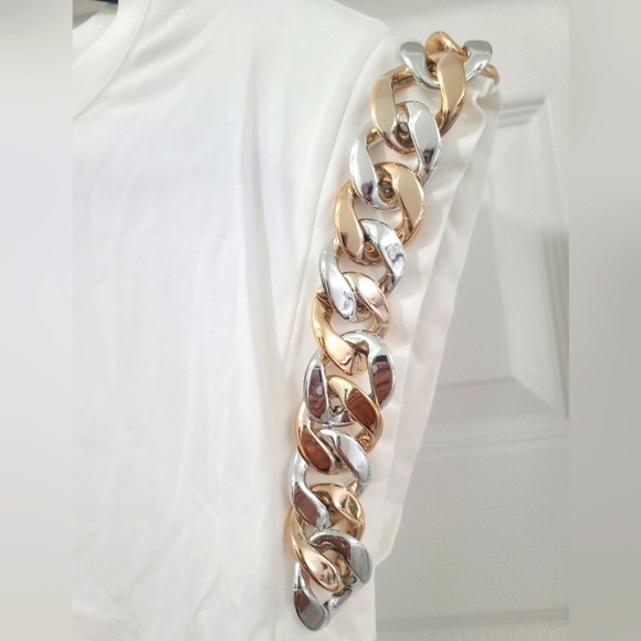 Padded Muscle TeeCHAIN-EMBELLISHED - Picture 3 of 4